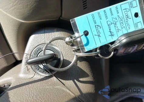 2005 Toyota Camry Le from USA, damaged, VIN 4T1BE32K35U953095